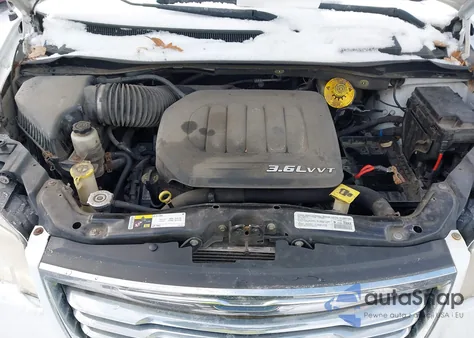 2014 Chrysler Town & Country Touring from USA, damaged, VIN 2C4RC1BG8ER304561